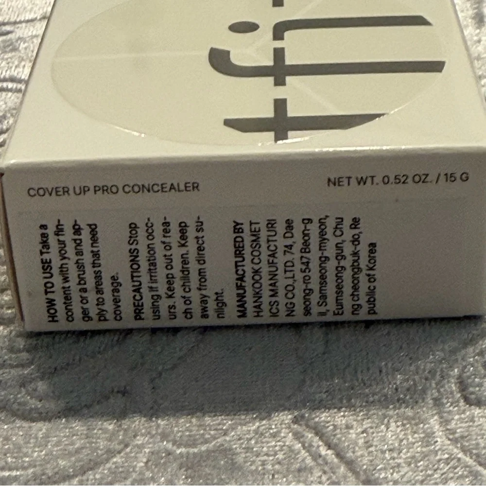 New Sealed Korean TFIT Cover Up Pro Concealer 04 Dark